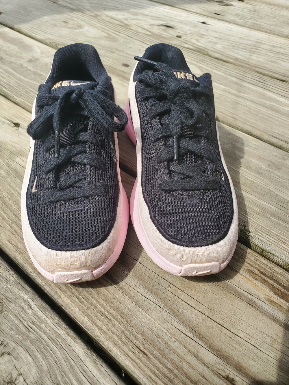 Nike Girls Black and Light Pink Athletic Sneakers